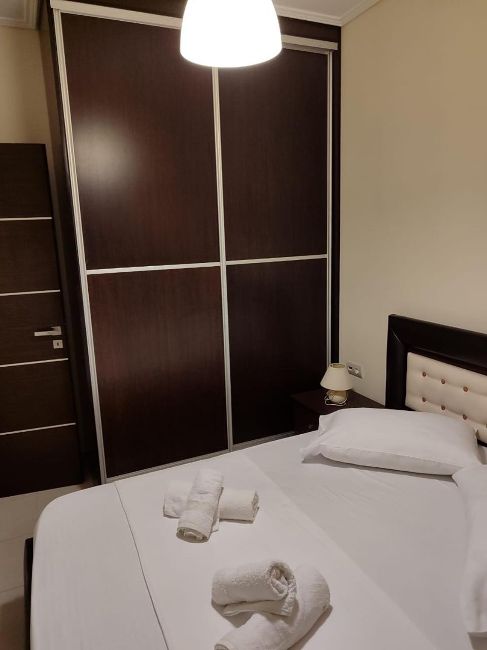 Adam Apartments Sarandë Exteriér fotografie